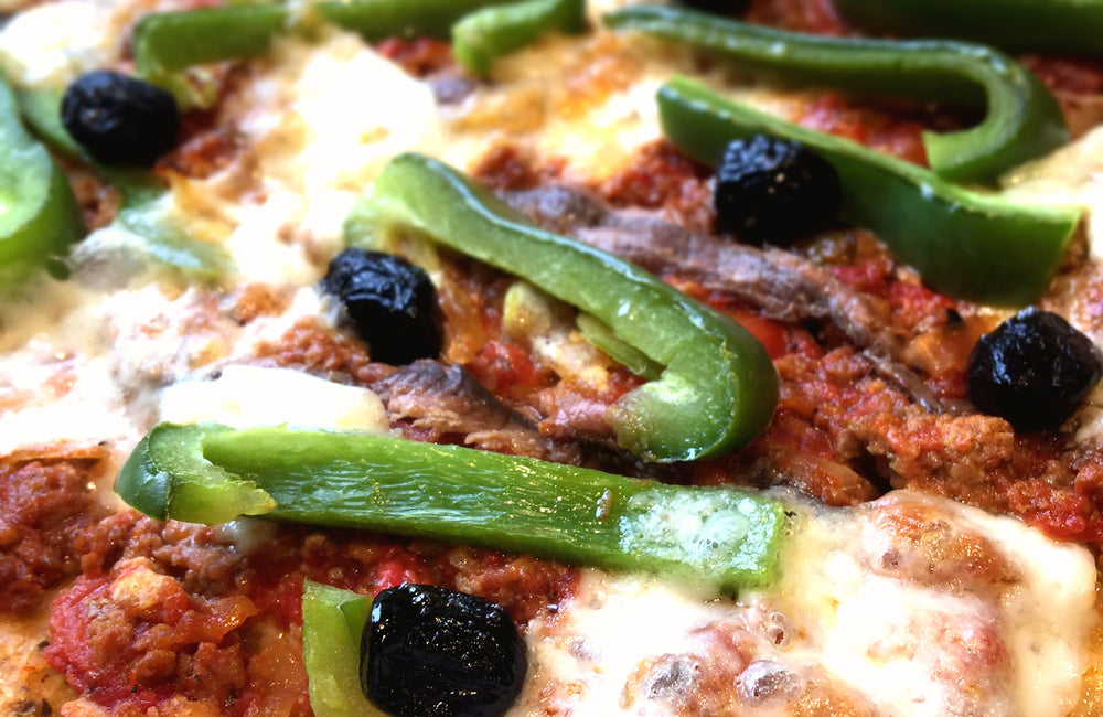 Pizza protéinée bolognaise anchois pâte chou-fleur lupin